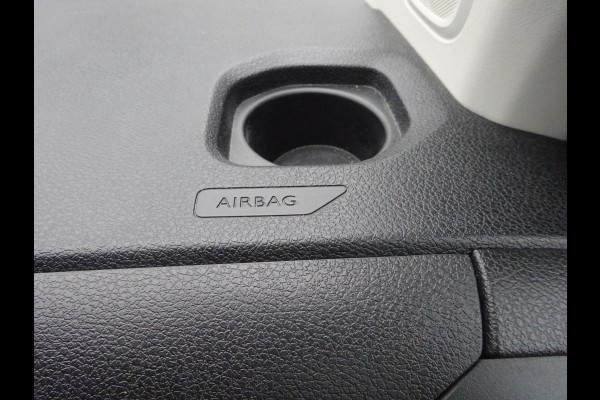 Toyota ProAce Worker 2.0 D-4D Live 140 PK 3 ZITS AIRCO NAVIGATIE GROOT