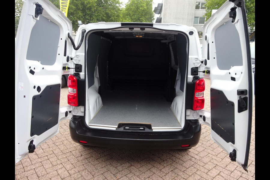 Toyota ProAce Worker 2.0 D-4D Live 140 PK 3 ZITS AIRCO NAVIGATIE GROOT