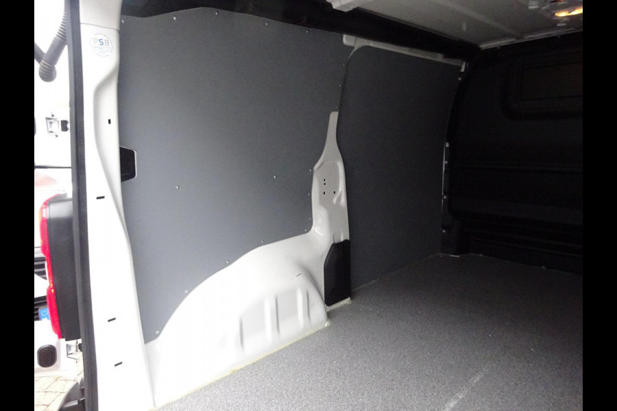 Toyota ProAce Worker 2.0 D-4D Live 140 PK 3 ZITS AIRCO NAVIGATIE GROOT