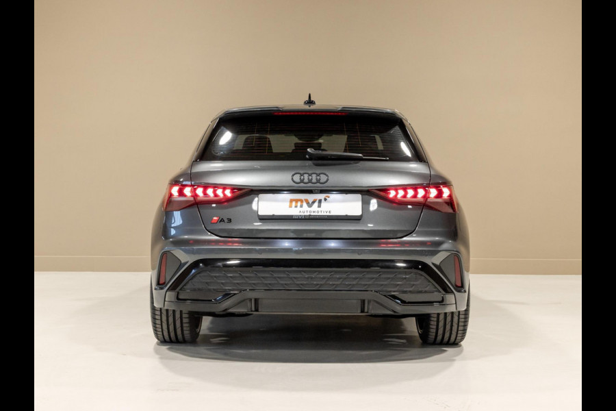 Audi A3 Sportback 35 TFSI S edition / 150pk / Panorama dak / Sonos / Achteruitrij camera /
