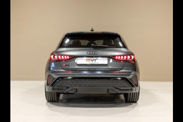 Audi A3 Sportback 35 TFSI S edition / 150pk / Panorama dak / Sonos / Achteruitrij camera /