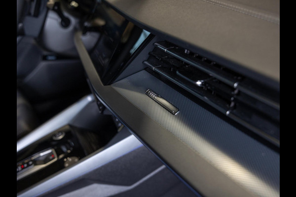 Audi A3 Sportback 35 TFSI S edition / 150pk / Panorama dak / Sonos / Achteruitrij camera /