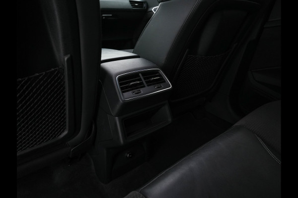 Audi e-tron Sportback 50 Quattro S-line Edition 71 kWh [ 3-Fase ] { SOH-100%} (INCL-BTW) *PANO | LEATHER-FABRIC | FULL-LED | ADAPTIVE-CRUISE | MEMORY-PACK | AIR-SUSPENSION | DIGI-COCKPIT | HEATED-SPORTSEATS | NAVI-FULLMAP | ECC | PDC | CRUISE | 20''ALU*