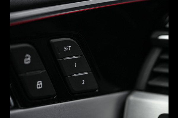 Audi A4 Avant 35 TFSI S edition Competition | S-SEATS | PANORAMADAK | ADAPTIVE CRUISE | STOELMASSAGE | VIRTUAL COCKPIT | KEYLESS | LED |