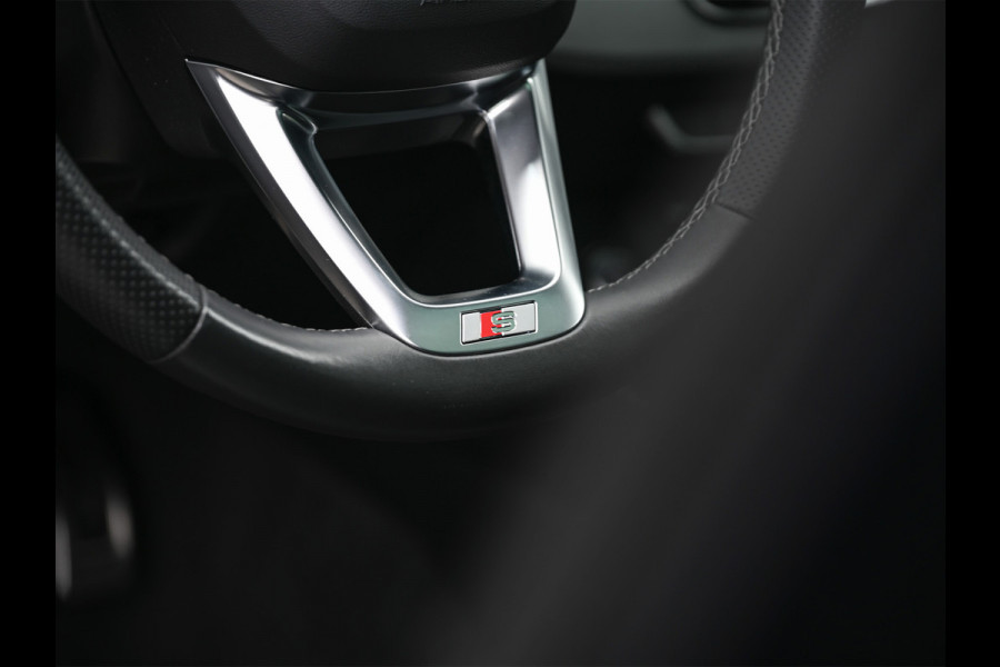 Audi A4 Avant 35 TFSI S edition Competition | S-SEATS | PANORAMADAK | ADAPTIVE CRUISE | STOELMASSAGE | VIRTUAL COCKPIT | KEYLESS | LED |