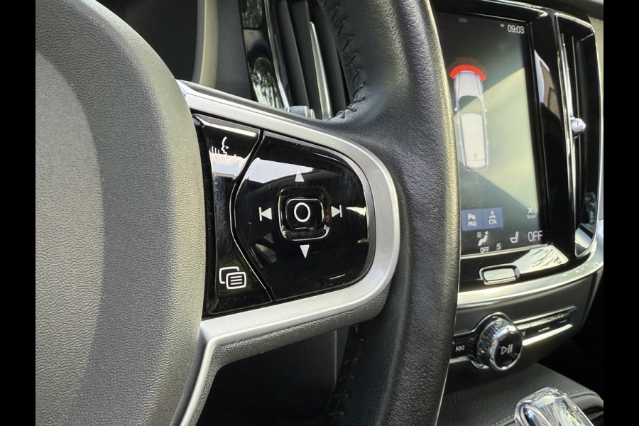 Volvo V60 2.0 T6 Twin Engine AWD Inscription | ACC | Panoramadak | Stoelverwarming | Apple Carplay | Camera
