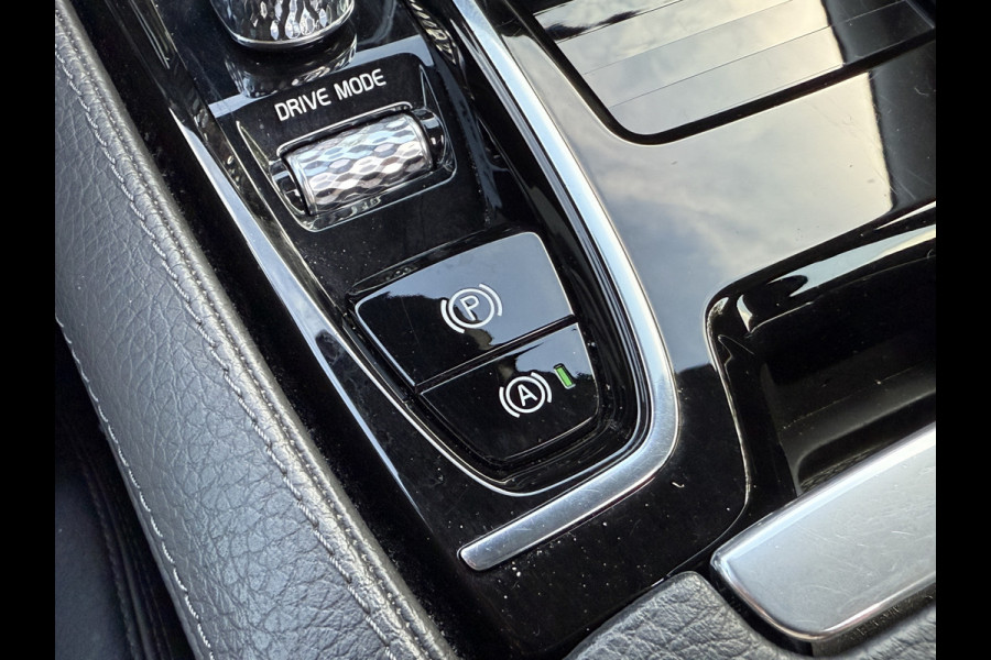 Volvo V60 2.0 T6 Twin Engine AWD Inscription | ACC | Panoramadak | Stoelverwarming | Apple Carplay | Camera