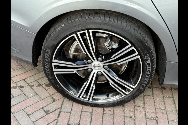 Volvo V60 2.0 T6 Twin Engine AWD Inscription | ACC | Panoramadak | Stoelverwarming | Apple Carplay | Camera