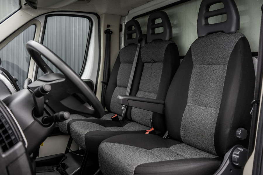 Fiat Ducato **2.3 | Laadklep | 141PK | Revisiemotor | Camera | Navi | Cruise | Airco | Euro 6**