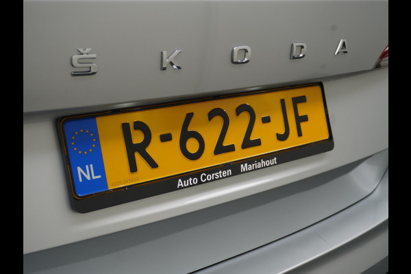 Škoda Kamiq T 111pk Smartlink Usb Pdc CruiseControl Ecc Dakrails Led Lane/Front-Assist Isofix Dab 4xElek.Ramen VerwarmdeSpiegels Aut.Verlichting VerstelbareStoelen/Stuur 16''LM NL-auto Hoge Instap Ambition 1.0 TSI