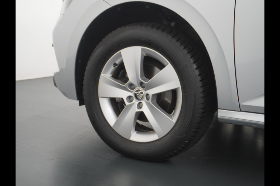 Škoda Kamiq T 111pk Smartlink Usb Pdc CruiseControl Ecc Dakrails Led Lane/Front-Assist Isofix Dab 4xElek.Ramen VerwarmdeSpiegels Aut.Verlichting VerstelbareStoelen/Stuur 16''LM NL-auto Hoge Instap Ambition 1.0 TSI