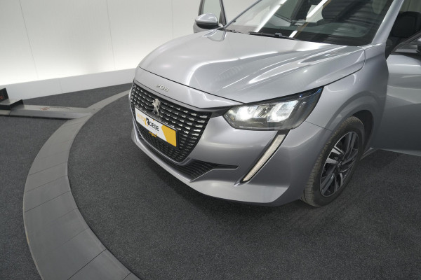 Peugeot 208 PureTech 100 Allure | Camera | Navigatie | Apple Carplay | Parkeersensoren