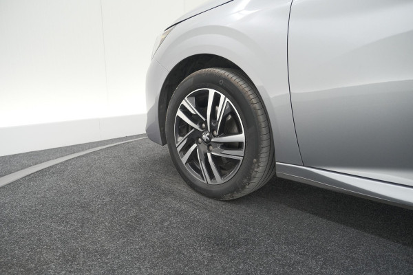 Peugeot 208 PureTech 100 Allure | Camera | Navigatie | Apple Carplay | Parkeersensoren