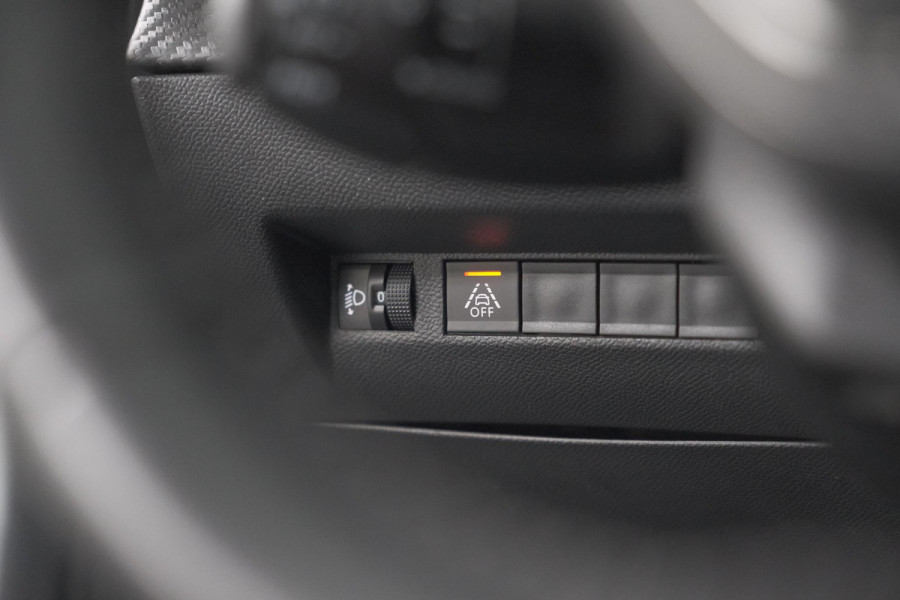 Peugeot 208 PureTech 100 Allure | Camera | Navigatie | Apple Carplay | Parkeersensoren