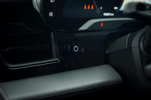 Porsche Taycan Cross Turismo 4 93 kWh / Dual Screen / Pano / Sportstoelen / Warmtepomp