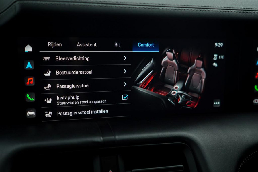 Porsche Taycan Cross Turismo 4 93 kWh / Dual Screen / Pano / Sportstoelen / Warmtepomp