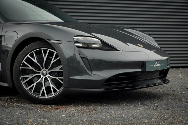 Porsche Taycan Cross Turismo 4 93 kWh / Dual Screen / Pano / Sportstoelen / Warmtepomp