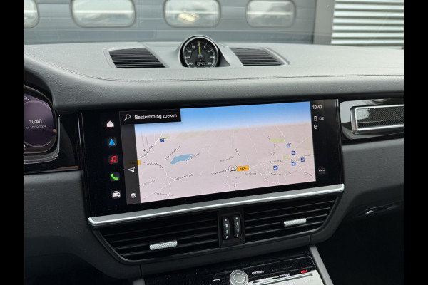 Porsche Cayenne Coupé 3.0 E-Hybrid Sport Chrono | 360* Camera | 22 Inch Lichtmetalen Velgen | Carbon | Elektrische Achterklep |