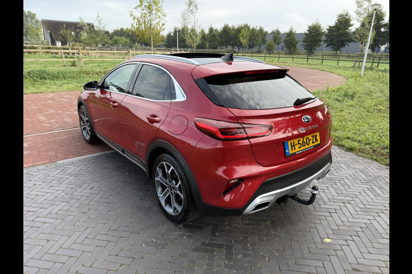 Kia Xceed 1.6 T-GDi DynamicPlusLine | 204 PK | Panoramadak | Trekhaak | Virtual cockpit | Dealer onderhouden |