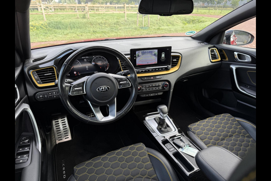 Kia Xceed 1.6 T-GDi DynamicPlusLine | 204 PK | Panoramadak | Trekhaak | Virtual cockpit | Dealer onderhouden |