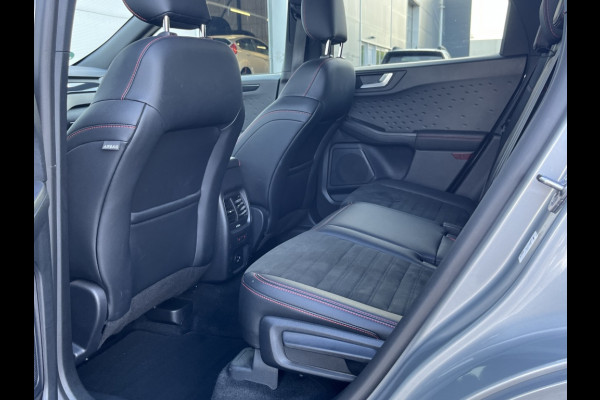 Ford Kuga 1.5 EcoB. ST-Line X TREKHAAK! DRIVERPACK! TECHPACK! WINTERPACK!
