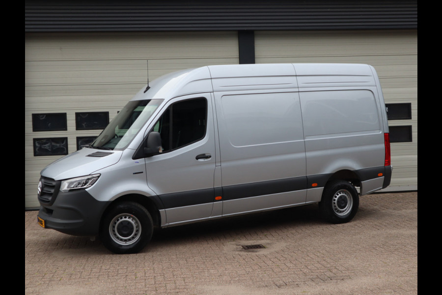 Mercedes-Benz eSprinter 314 - WLPT 181 km 56 kWh - RWD L2H2 - AC + DC Snelladen - New Model - WB 367 cm