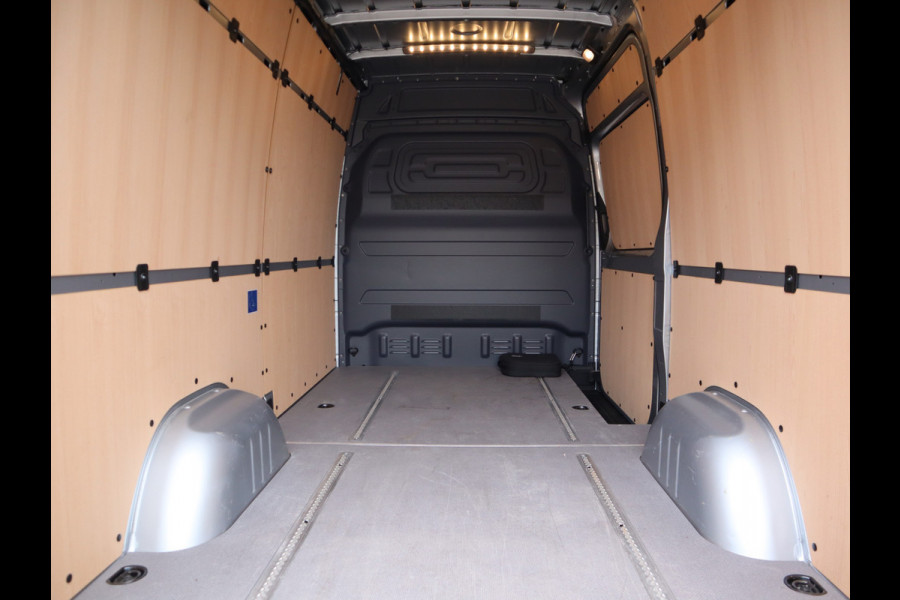 Mercedes-Benz eSprinter 314 - WLPT 181 km 56 kWh - RWD L2H2 - AC + DC Snelladen - New Model - WB 367 cm