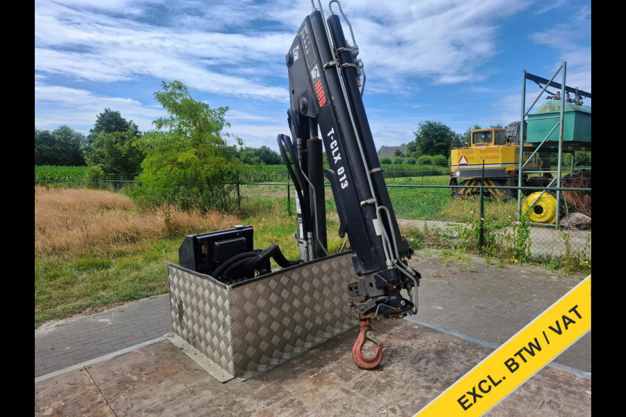 Iveco Daily 3.0I CNG Kraan LaadbakAutomaat HIAB 3-Persoons Ecc Trekhaak Camera Blue power Alpine 2-Din Infotainment Sys. Bluetooth Opbergkasten Betonplex Vloer Compressed Natural Gas (CNG) EURO-6 375 35S14N Voertuig 1e Eigenaar Euro 6
