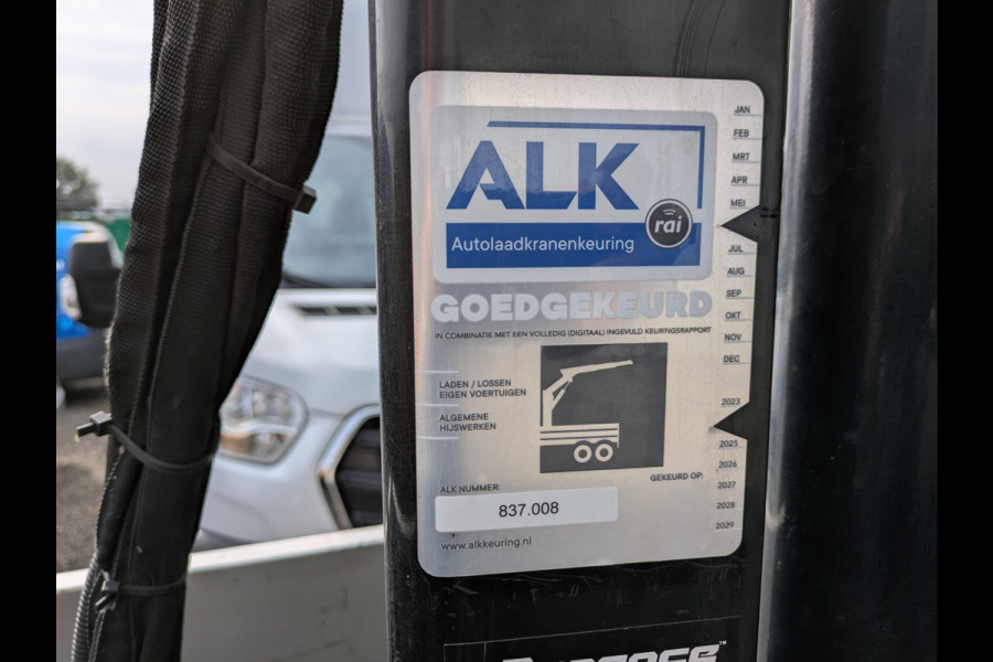 Iveco Daily 3.0I CNG Kraan LaadbakAutomaat HIAB 3-Persoons Ecc Trekhaak Camera Blue power Alpine 2-Din Infotainment Sys. Bluetooth Opbergkasten Betonplex Vloer Compressed Natural Gas (CNG) EURO-6 375 35S14N Voertuig 1e Eigenaar Euro 6