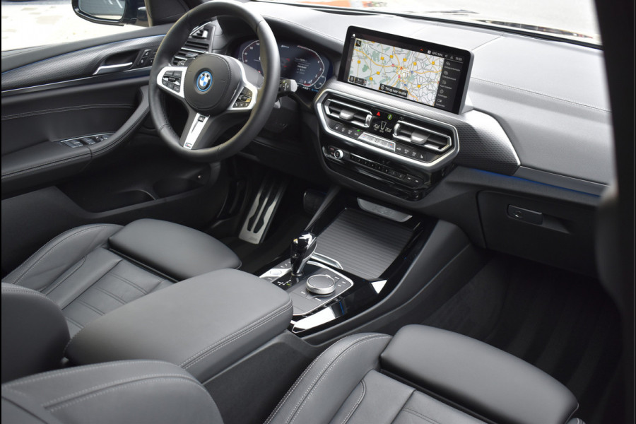 BMW X3 xDrive30e M-Pakket 292 Pk Hud Memory Leder 360 Camera Trekhaak 20 Inch