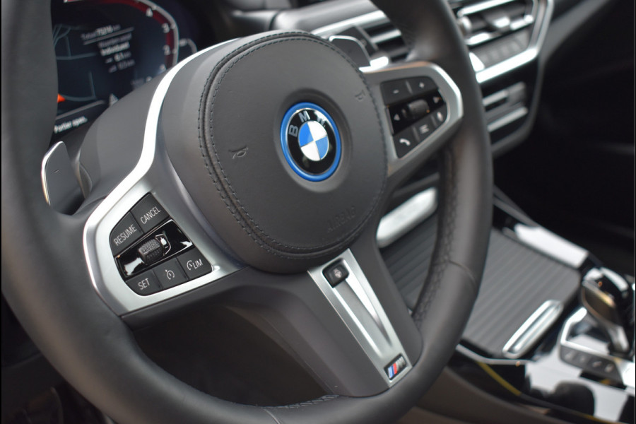 BMW X3 xDrive30e M-Pakket 292 Pk Hud Memory Leder 360 Camera Trekhaak 20 Inch