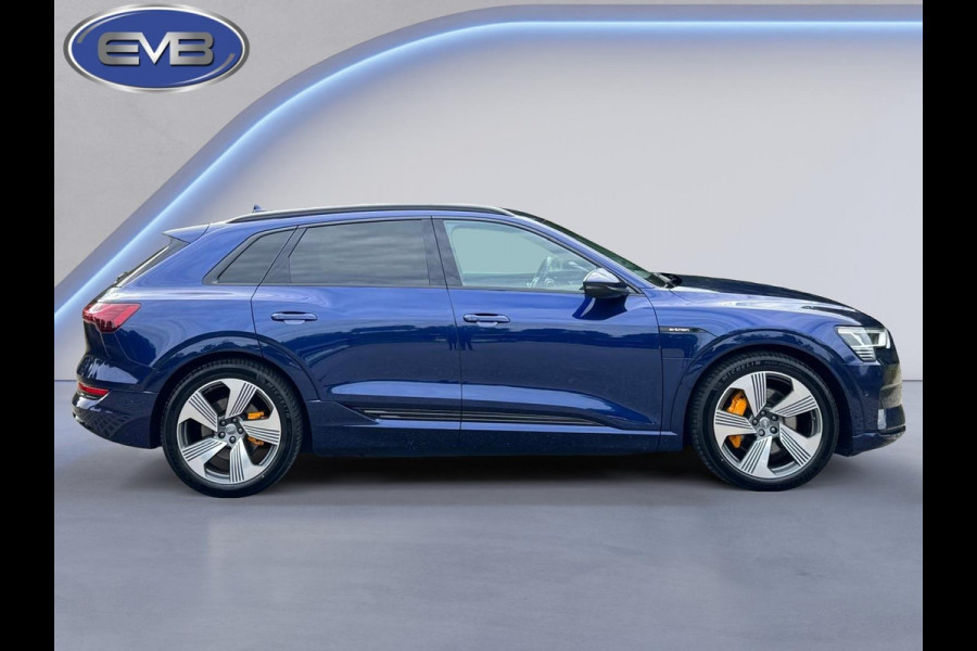 Audi e-tron 50 quattro S edition 71 kWh, 2 X S-LINE, achteruitrijcamera, trekhaak, luchtvering, stoelverwarming