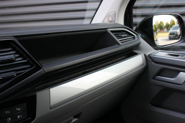Volkswagen Transporter 2.0 TDI L2H1 30 DC CARAVELLE 204PK LEIGHTONVANS BODYKIT / FULL OPTIONS / LEDEREN BEKLEDING / APPLE CARPLAY