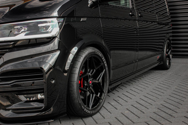 Volkswagen Transporter 2.0 TDI L2H1 30 DC CARAVELLE 204PK LEIGHTONVANS BODYKIT / FULL OPTIONS / LEDEREN BEKLEDING / APPLE CARPLAY