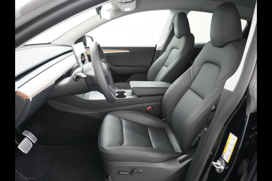 Tesla Model Y Performance AWD 75 kWh TREKHAAK | RIJKLAARPRIJS INCL. TESLA GARANTIE t/m 03-2027/80.000km accu en aandrijflijn t/m 03-2031/192.000km Tesla Model Y Performance AWD 75 kWh TREKHAAK | RIJKLAARPRIJS INCL. TESLA GARANTIE t/m 03-2027/80.000km accu en aandrijflijn t/m 03-2031/192.000km
