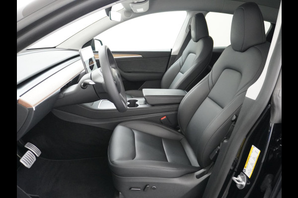 Tesla Model Y Performance AWD 75 kWh TREKHAAK | RIJKLAARPRIJS INCL. TESLA GARANTIE t/m 03-2027/80.000km accu en aandrijflijn t/m 03-2031/192.000km Tesla Model Y Performance AWD 75 kWh TREKHAAK | RIJKLAARPRIJS INCL. TESLA GARANTIE t/m 03-2027/80.000km accu en aandrijflijn t/m 03-2031/192.000km