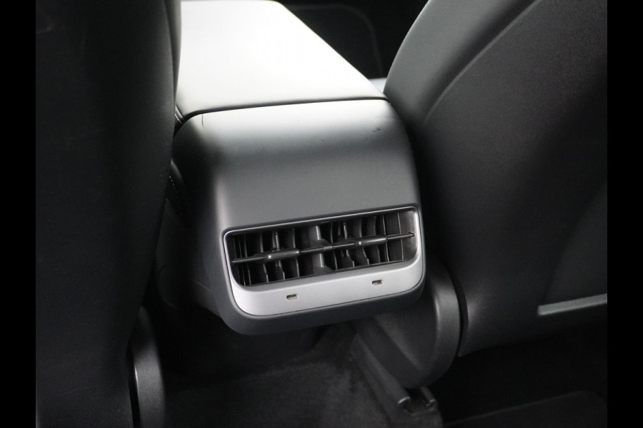 Tesla Model Y Performance AWD 75 kWh TREKHAAK | RIJKLAARPRIJS INCL. TESLA GARANTIE t/m 03-2027/80.000km accu en aandrijflijn t/m 03-2031/192.000km Tesla Model Y Performance AWD 75 kWh TREKHAAK | RIJKLAARPRIJS INCL. TESLA GARANTIE t/m 03-2027/80.000km accu en aandrijflijn t/m 03-2031/192.000km
