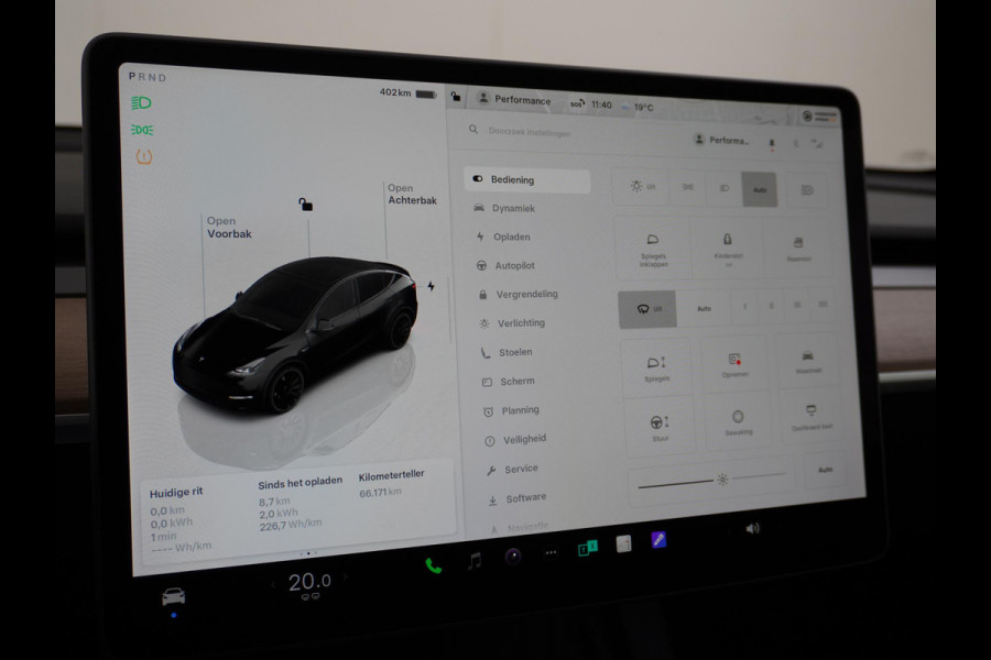 Tesla Model Y Performance AWD 75 kWh TREKHAAK | RIJKLAARPRIJS INCL. TESLA GARANTIE t/m 03-2027/80.000km accu en aandrijflijn t/m 03-2031/192.000km Tesla Model Y Performance AWD 75 kWh TREKHAAK | RIJKLAARPRIJS INCL. TESLA GARANTIE t/m 03-2027/80.000km accu en aandrijflijn t/m 03-2031/192.000km