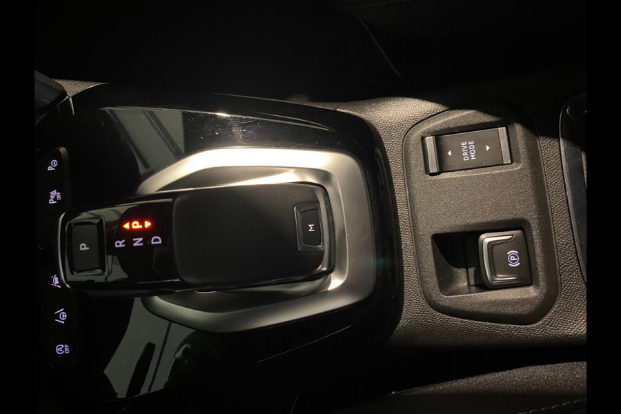 Opel Corsa 1.2 S Elegance Automaat ACC Carplay Virtual Laneassist Massagestoel Camera Navi Stoelverw Clima