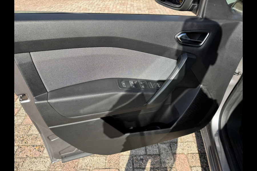 Renault Kangoo Family TCe 100 Edition One / Navi / Parkeerhulp achter