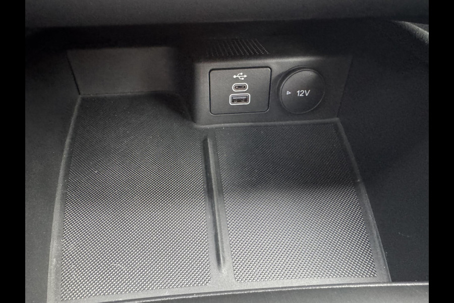 Ford Kuga 2.5 PHEV ST-Line X 225pk Panoramadak | Adaptieve Cruise | Winterpack | 19 inch  | Dealer onderhouden