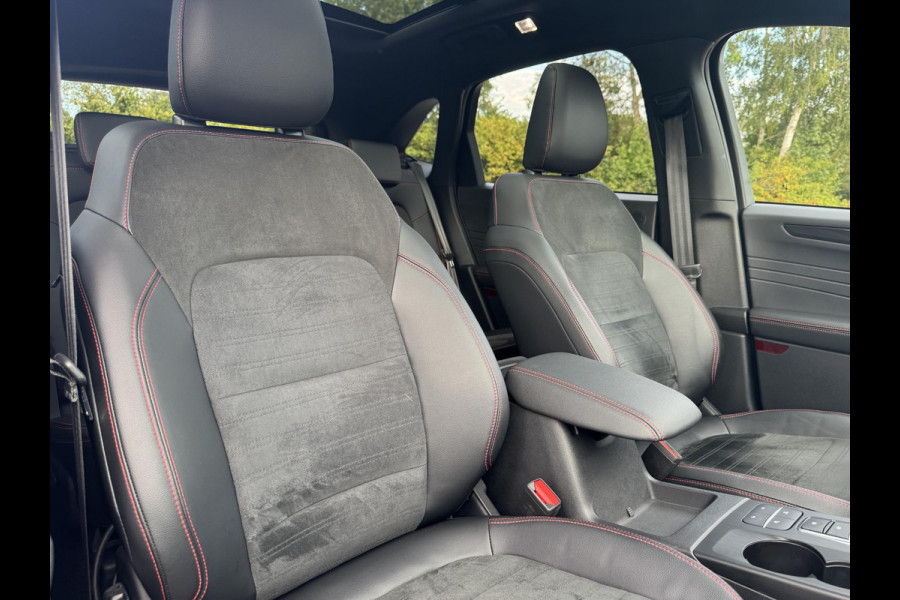 Ford Kuga 2.5 PHEV ST-Line X 225pk Panoramadak | Adaptieve Cruise | Winterpack | 19 inch  | Dealer onderhouden