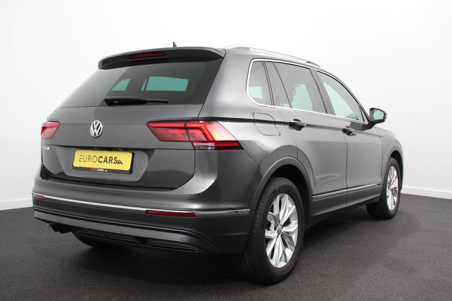 Volkswagen Tiguan 1.5 TSI 150pk DSG Highline | Navigatie | Apple Carplay/Android Auto | Adaptive cruise control | Parkeersensoren | Camera | Park Assist | Lane Assist | Stoel- en stuurverwarming | Getinte ramen | Virtual Cockpit |  LED-verlichting voor