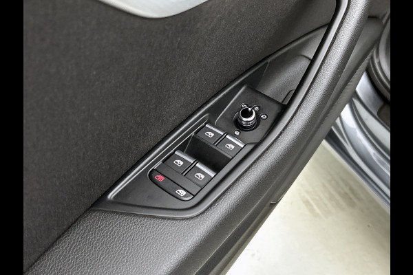 Audi A4 Avant 2.0 TFSI ultra Design Pro Line Plus(Goed OnderH, Navi, Digitale Dash, StoelV, Parkeer Sensoren, Etc)