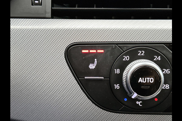 Audi A4 Avant 2.0 TFSI ultra Design Pro Line Plus(Goed OnderH, Navi, Digitale Dash, StoelV, Parkeer Sensoren, Etc)