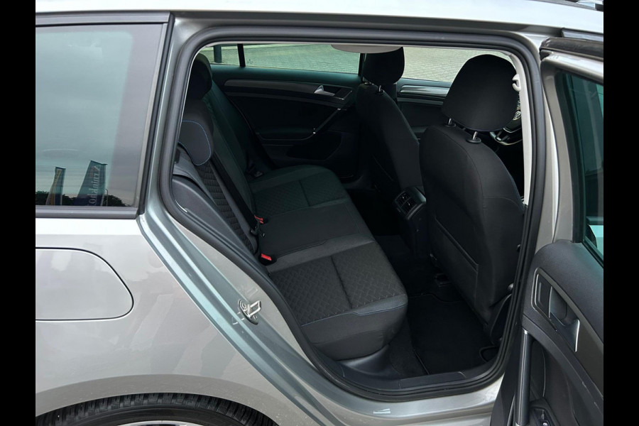 Volkswagen GOLF Variant 1.5 TSI Style 150PK, Virtual Cockpit, Adaptive cruise control