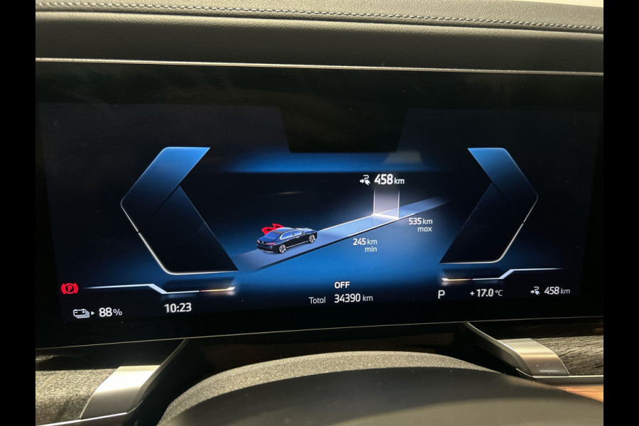 BMW i7 xDrive60 Privilege Edition 106 kWh | Bowers & Wilkins Sound | Driving assistant | Luchtvering | Massagestoelen | Parking assistant