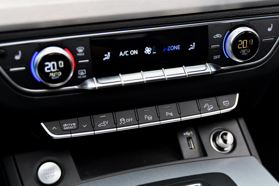 Audi Q5 55 TFSI e quattro Competition 3x S-Line. Luchtv, Massage, Pano, ACC, 360, B&O, Trekh, Keyless, Matrix, CarPlay, Sfeer!