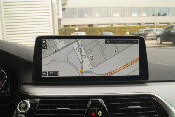 BMW 5 Serie Touring 520i 184pk Automaat High Executive Edition -LEER-