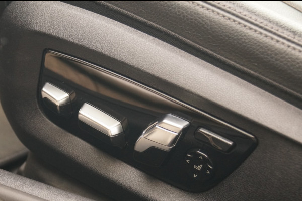 BMW 5 Serie Touring 520i 184pk Automaat High Executive Edition -LEER-